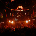 Saga de Bedouin junto a DJ Tennis y Uvita B2B OSFUR el 26 de Julio en Chinois, Ibiza